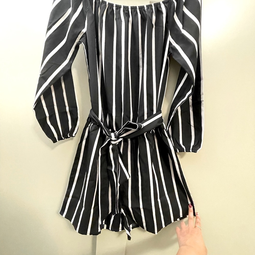 Brand new black and white Striped off shoulder Romper with waist tie